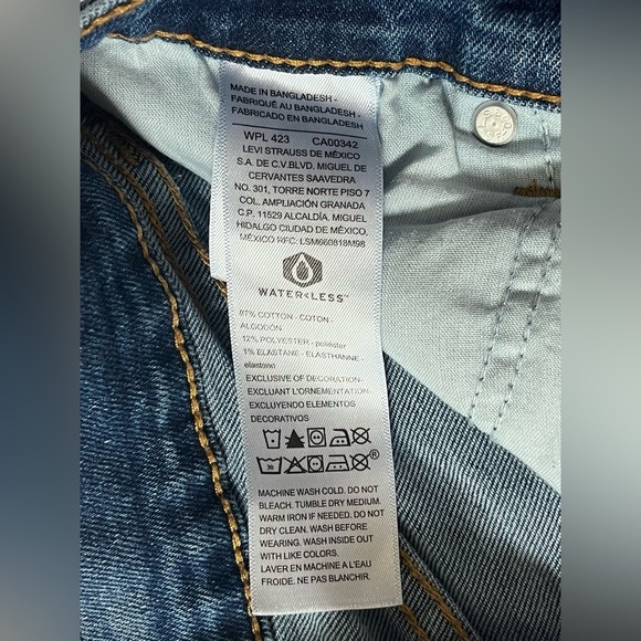 Signature by Levi Strauss Denim Blue Women's Shorts Size 0 Waist 25 - Picture 7 of 14